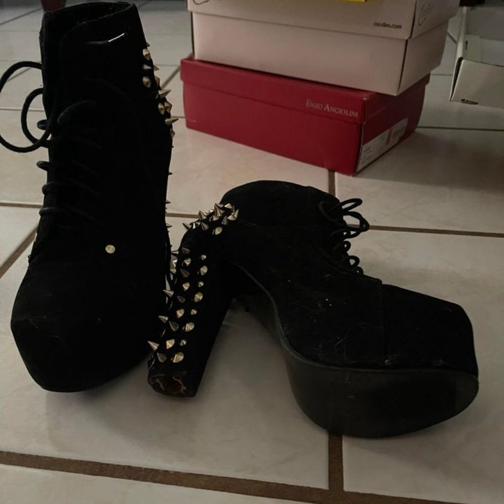 Spiky womens heels